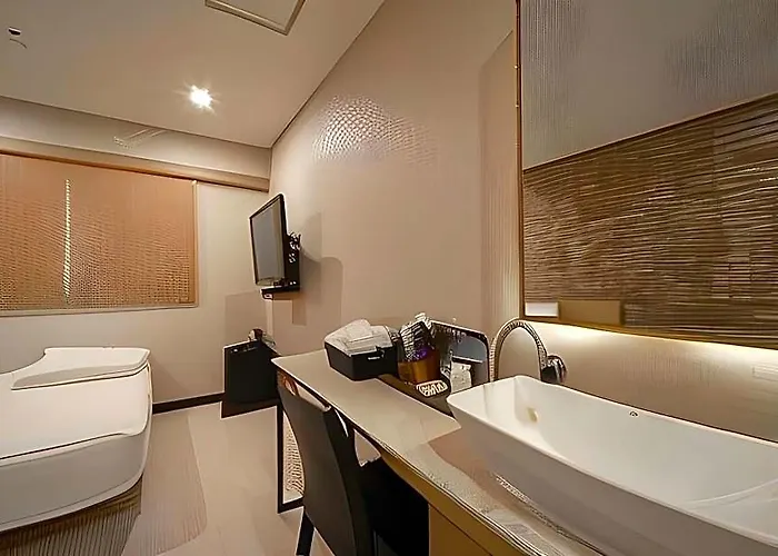 Hotel Nampo Comma 2*