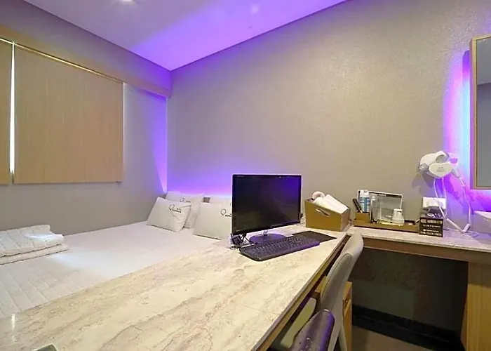 Nampo Comma Hotel Pusan